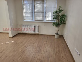 ����� ���� ��� ���� 3-�����,���� �����, �������>