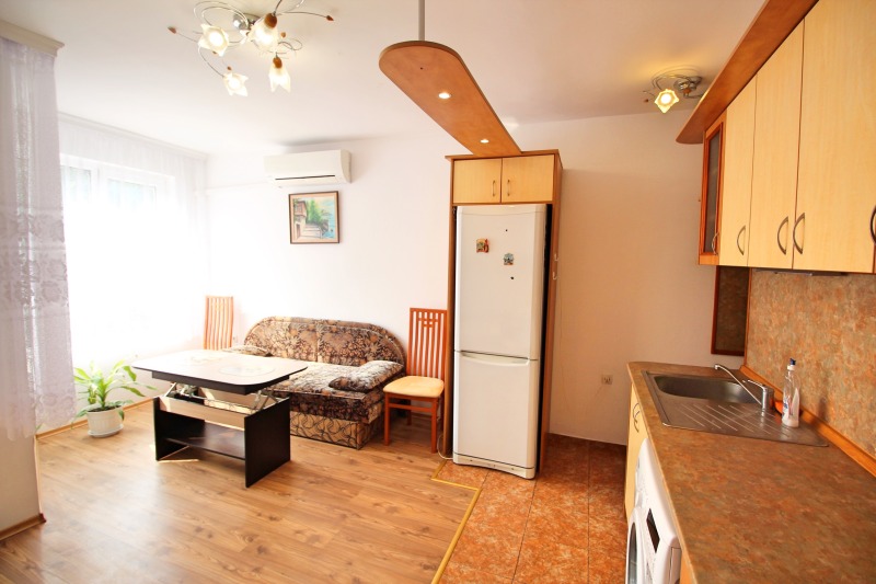 Vuokrattavana  1 makuuhuone Burgas , Lazur , 56 neliömetriä | 43293009 - kuva [6]