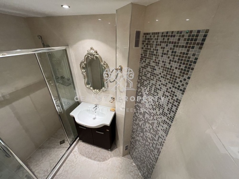 Дава под наем 4-СТАЕН, гр. София, Лозенец, снимка 5 - Апартаменти - 52549693