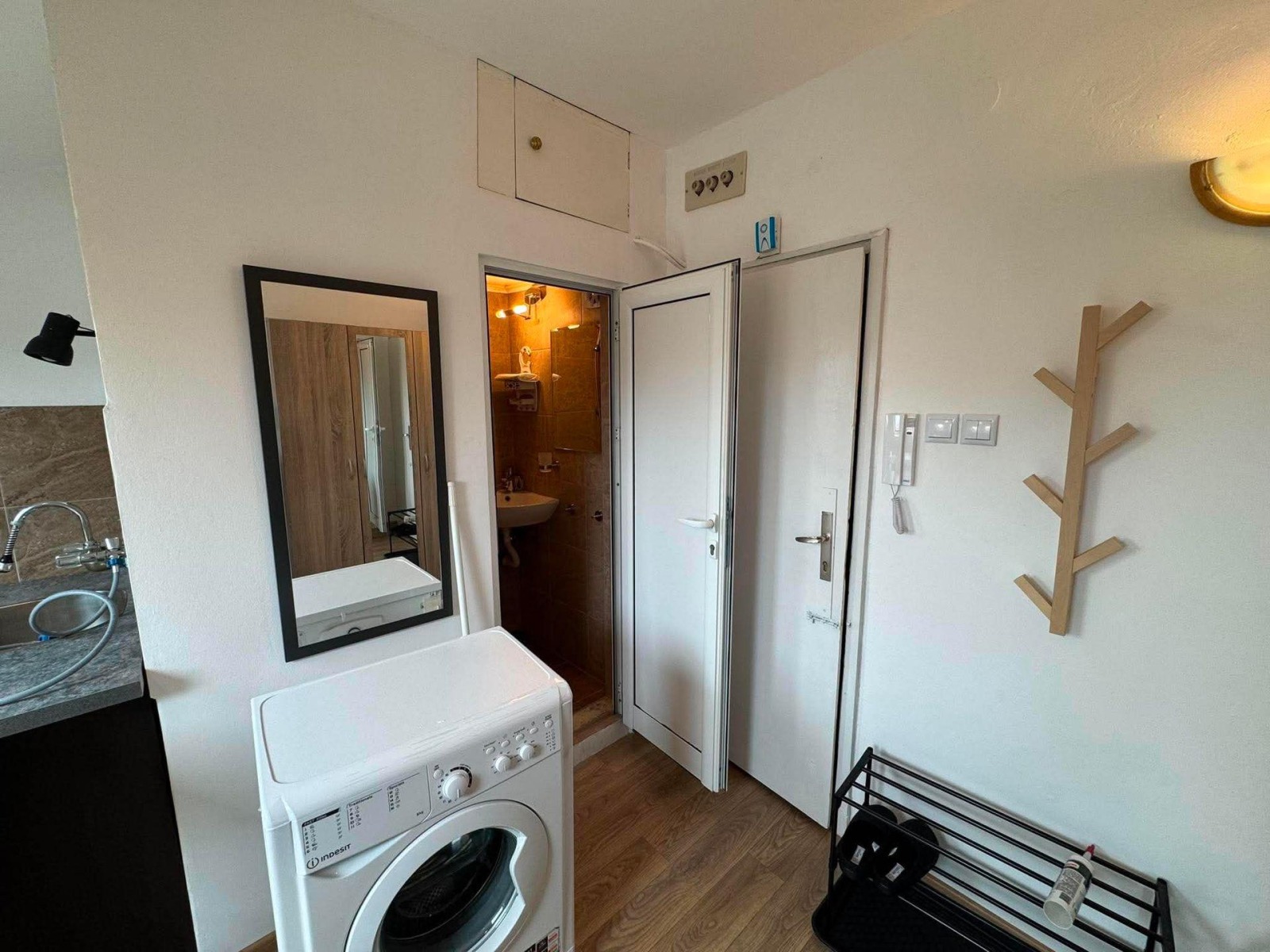 Дава под наем 1-СТАЕН, гр. София, Гео Милев, снимка 3 - Апартаменти - 55182654