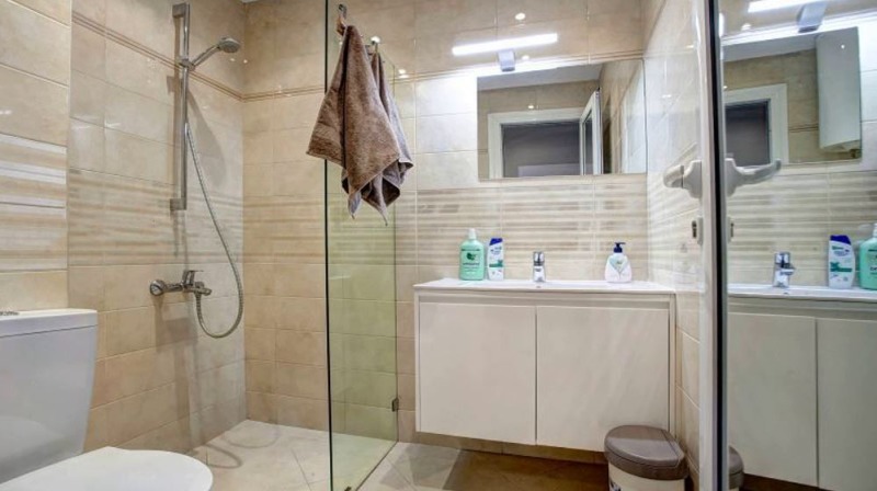 Дава под наем  2-стаен град София , Център , 82 кв.м | 52595849 - изображение [6]
