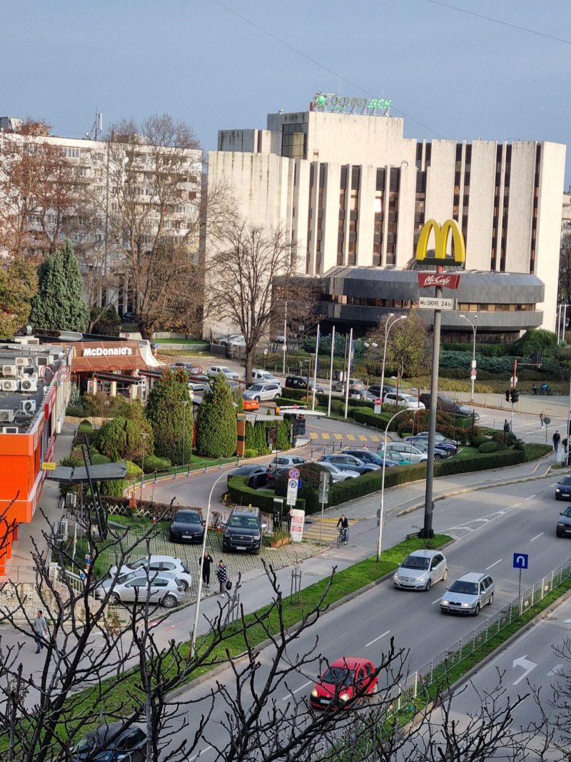 Дава под наем 3-СТАЕН, гр. Варна, Лятно кино Тракия, снимка 14 - Апартаменти - 52782544