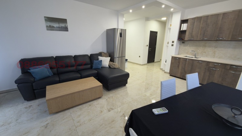 Дава под наем 3-СТАЕН, гр. Пазарджик, Център, снимка 2 - Апартаменти - 53214393