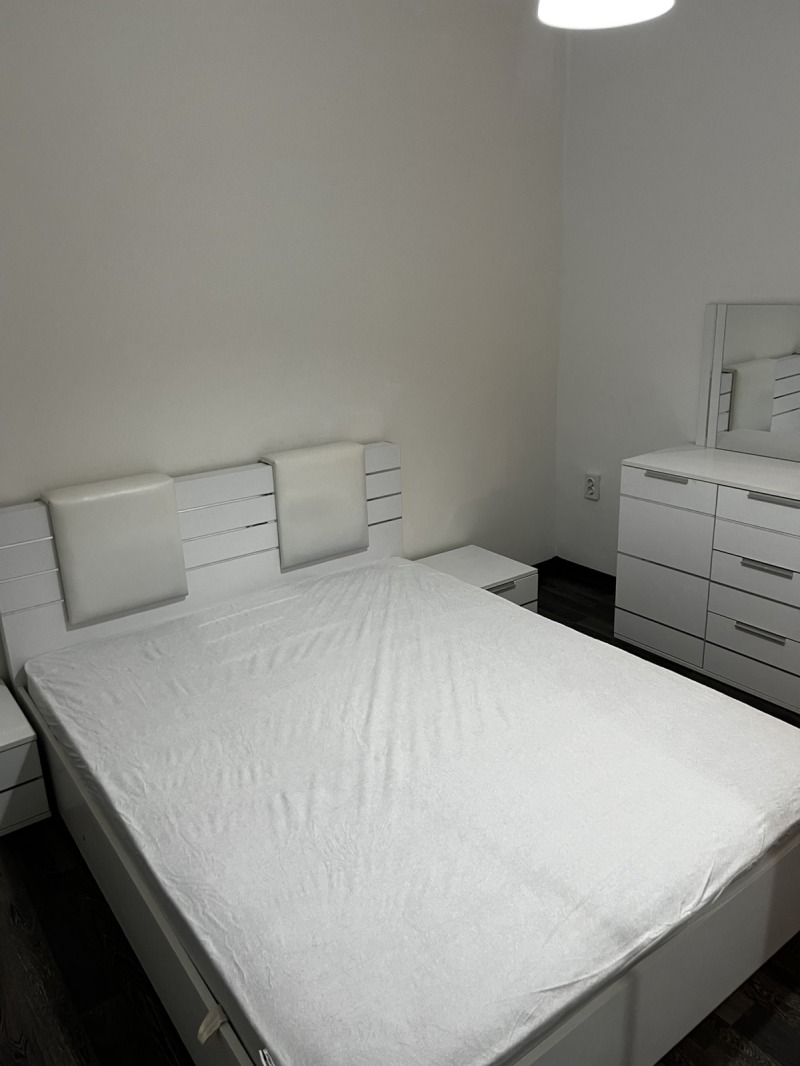 Дава под наем 2-СТАЕН, гр. Плевен, Сторгозия, снимка 2 - Апартаменти - 53231995