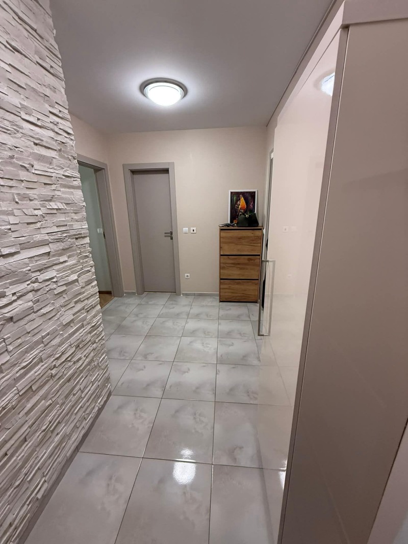 Дава под наем 3-СТАЕН, гр. София, Дианабад, снимка 12 - Апартаменти - 52747612