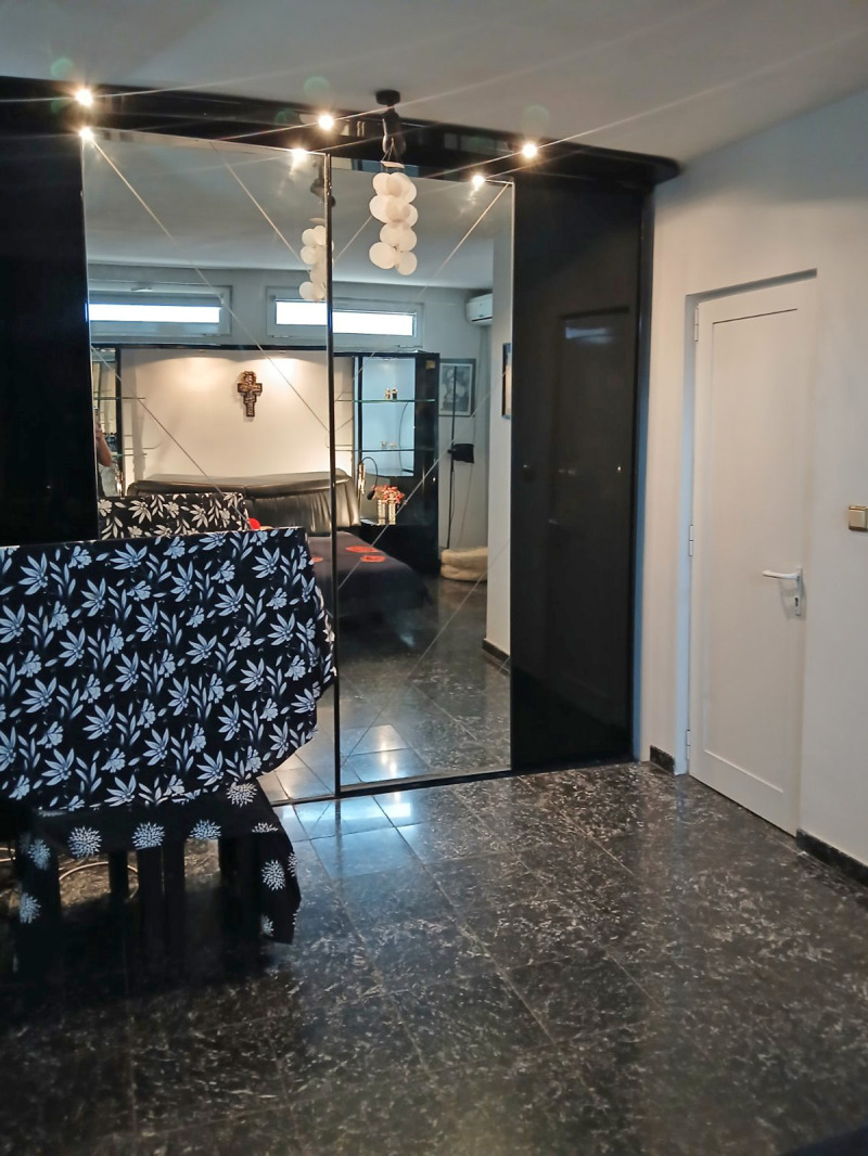 K pronájmu  Mezonet Sofia , Borovo , 180 m2 | 18028101 - obraz [11]