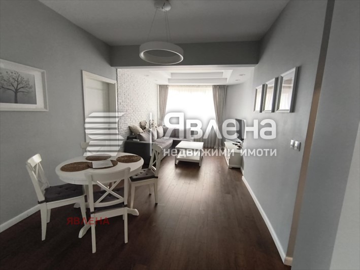 Дава под наем 2-СТАЕН, гр. София, Център, снимка 2 - Апартаменти - 53662157