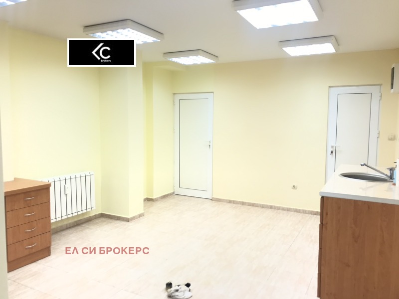Дава под наем ОФИС, гр. София, Лагера, снимка 2 - Офиси - 53228121
