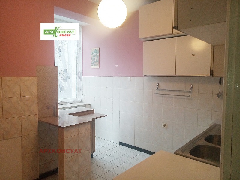 Дава под наем 3-СТАЕН, гр. София, Красно село, снимка 10 - Апартаменти - 52168695