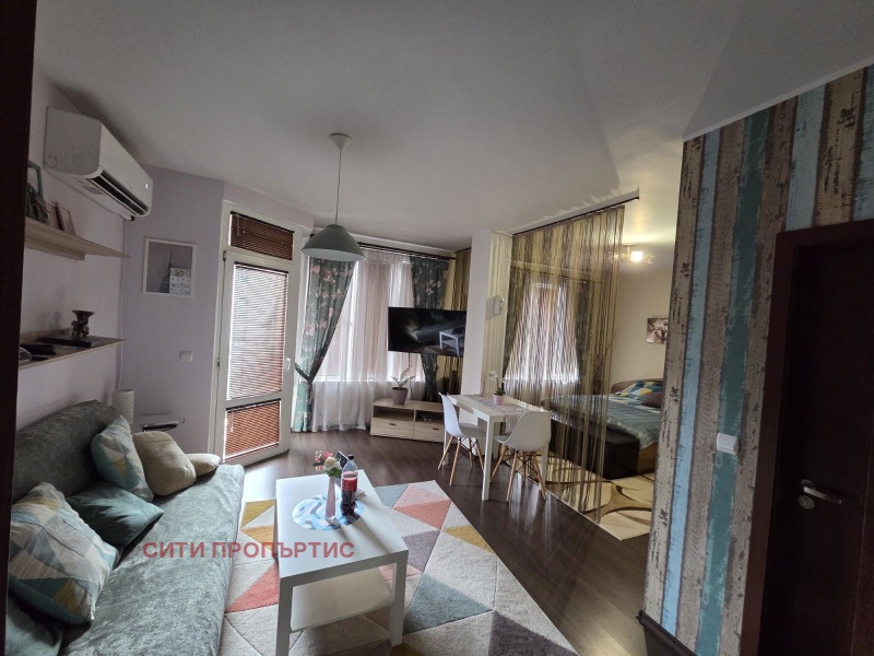 Дава под наем 3-СТАЕН, гр. Благоевград, Широк център, снимка 2 - Апартаменти - 52545442