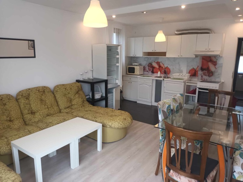 Zu vermieten  2 Schlafzimmer Sofia , Krastowa wada , 95 qm | 91286969 - Bild [2]