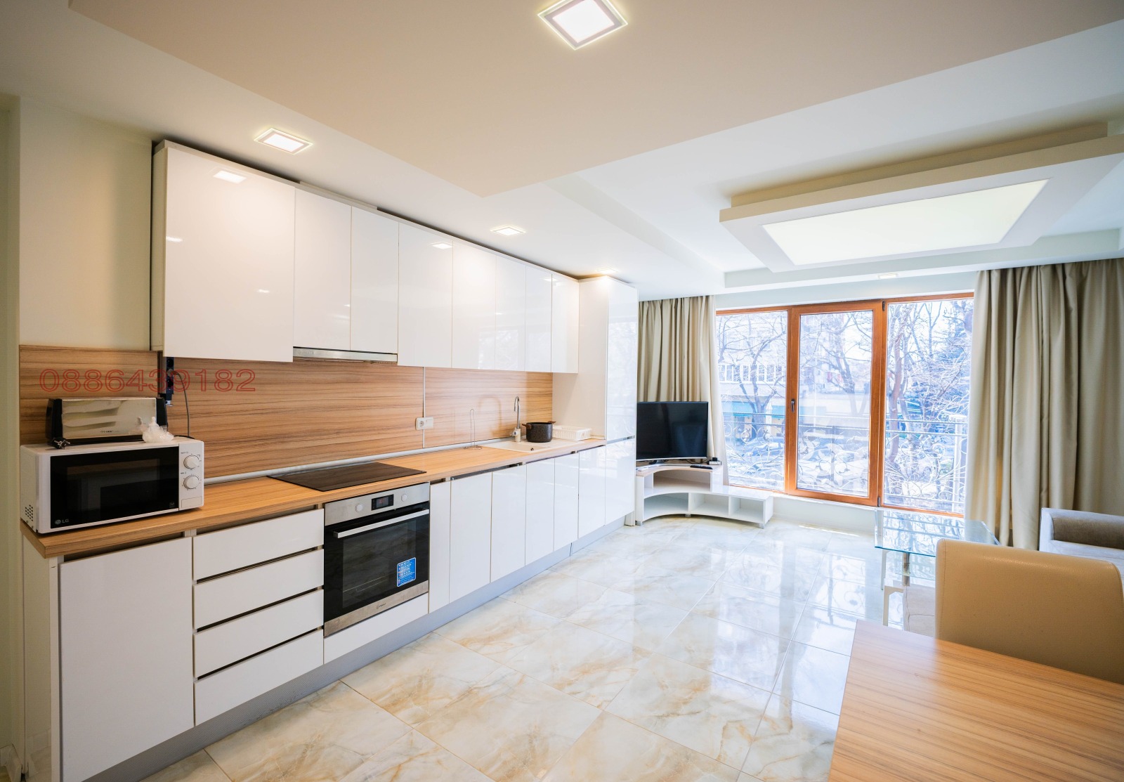 Дава под наем 3-СТАЕН, гр. Варна, ВИНС-Червен площад