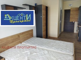 2 dormitoare Buzludja, Velico Târnovo