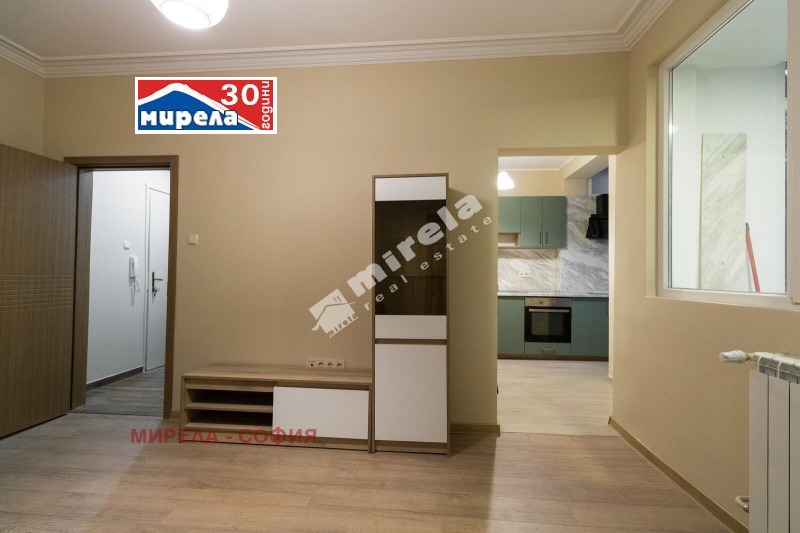 Vuokrattavana  1 makuuhuone Sofia , Javorov , 60 neliömetriä | 98437891 - kuva [4]