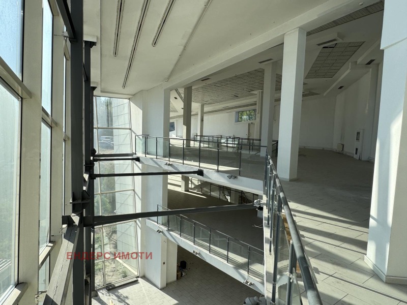 Kiadó  Hivatal Sofia , m-t Gardova glava , 950 négyzetméter | 18356917 - kép [11]