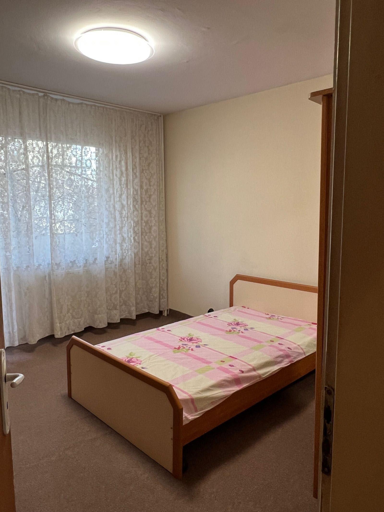 Дава под наем 3-СТАЕН, гр. София, Света Троица, снимка 4 - Апартаменти - 53771270