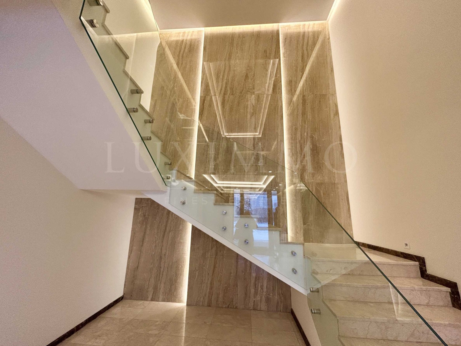 Дава под Наем ОФИС | Imot.bg — изображение 1