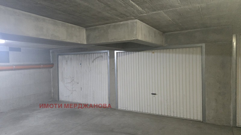 A louer  Garage Stara Zagora , Tsentar , 23 m² | 76204075