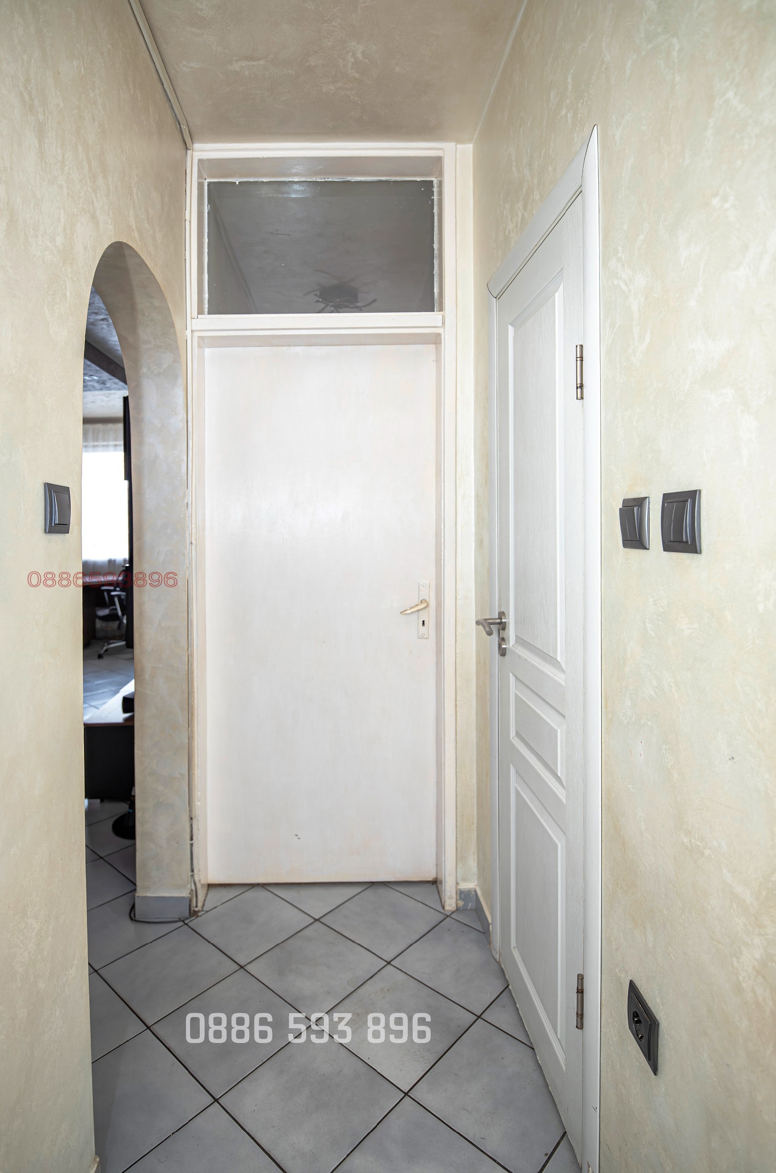 Дава под наем 3-СТАЕН, гр. София, Света Троица, снимка 3 - Апартаменти - 53966639