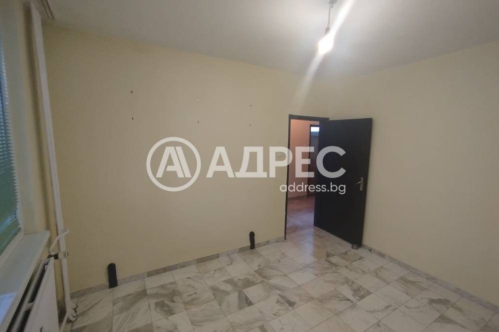 Дава под наем 4-СТАЕН, гр. София, Красна поляна 2, снимка 10 - Апартаменти - 55617644