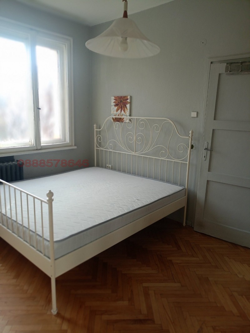 Дава под наем 2-СТАЕН, гр. София, Център, снимка 2 - Апартаменти - 52783733