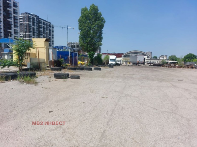 Kiadó  Cselekmény Sofia , Orlandovci , 5300 négyzetméter | 73170189