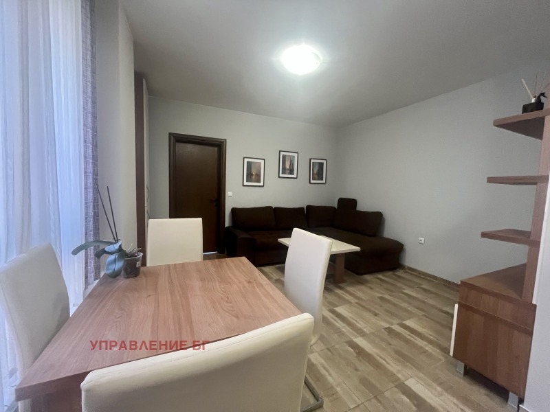 Дава под нем  2-стаен, град София, Бъкстон •  500 EUR • ID 43376175 — holmes.bg - [1] 