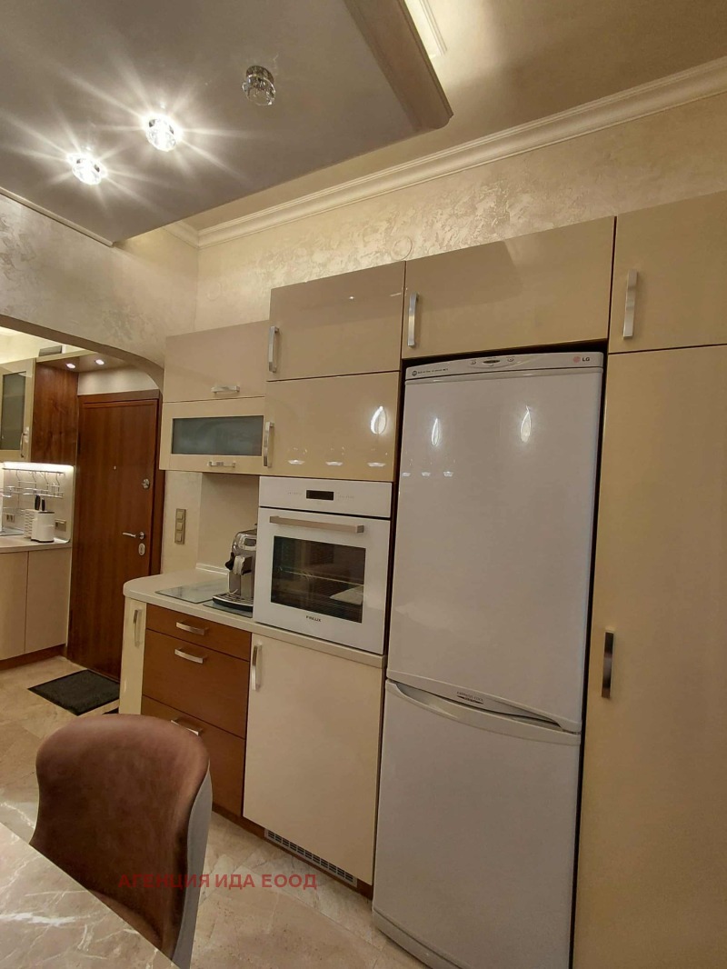 De inchiriat  1 dormitor Sofia , Lozeneț , 66 mp | 37170874 - imagine [6]