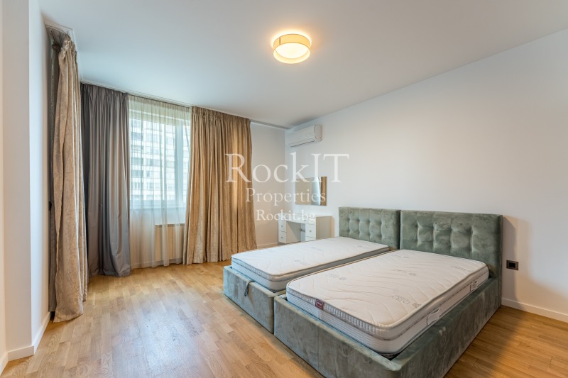 För uthyrning  3 sovrum Sofia , Izgrev , 180 kvm | 72442944 - bild [13]