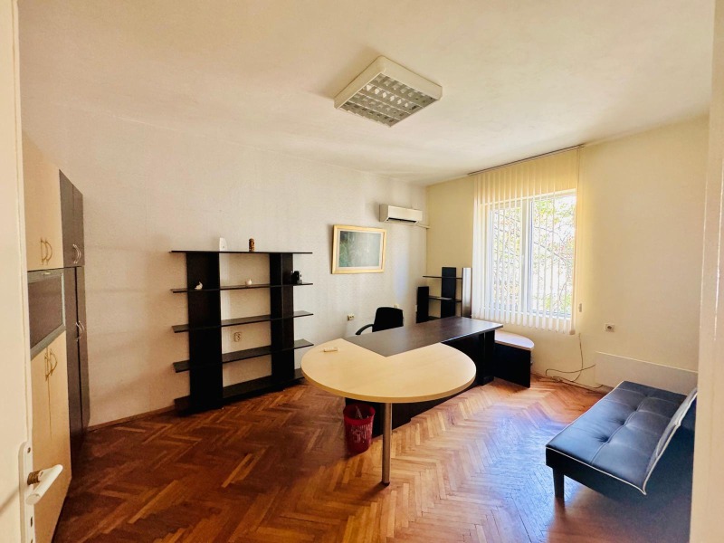 K pronájmu  Kancelář Ruse , Centar , 50 m2 | 18356715