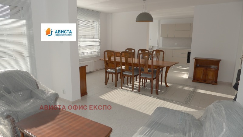 Дава под наем 4-СТАЕН, гр. София, Гео Милев, снимка 2 - Апартаменти - 53187124