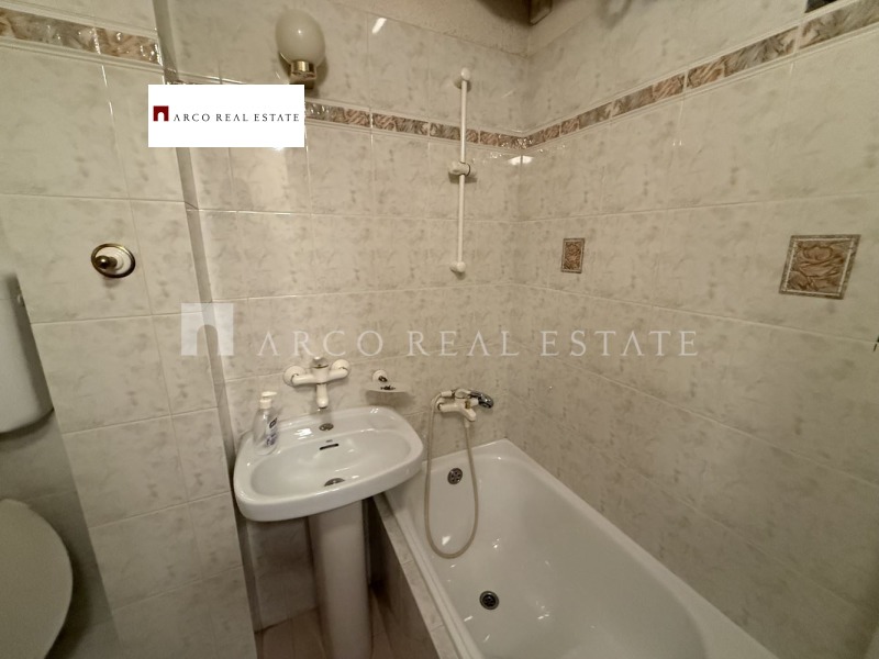 Дава под наем 1-СТАЕН, гр. София, Център, снимка 8 - Апартаменти - 53229241