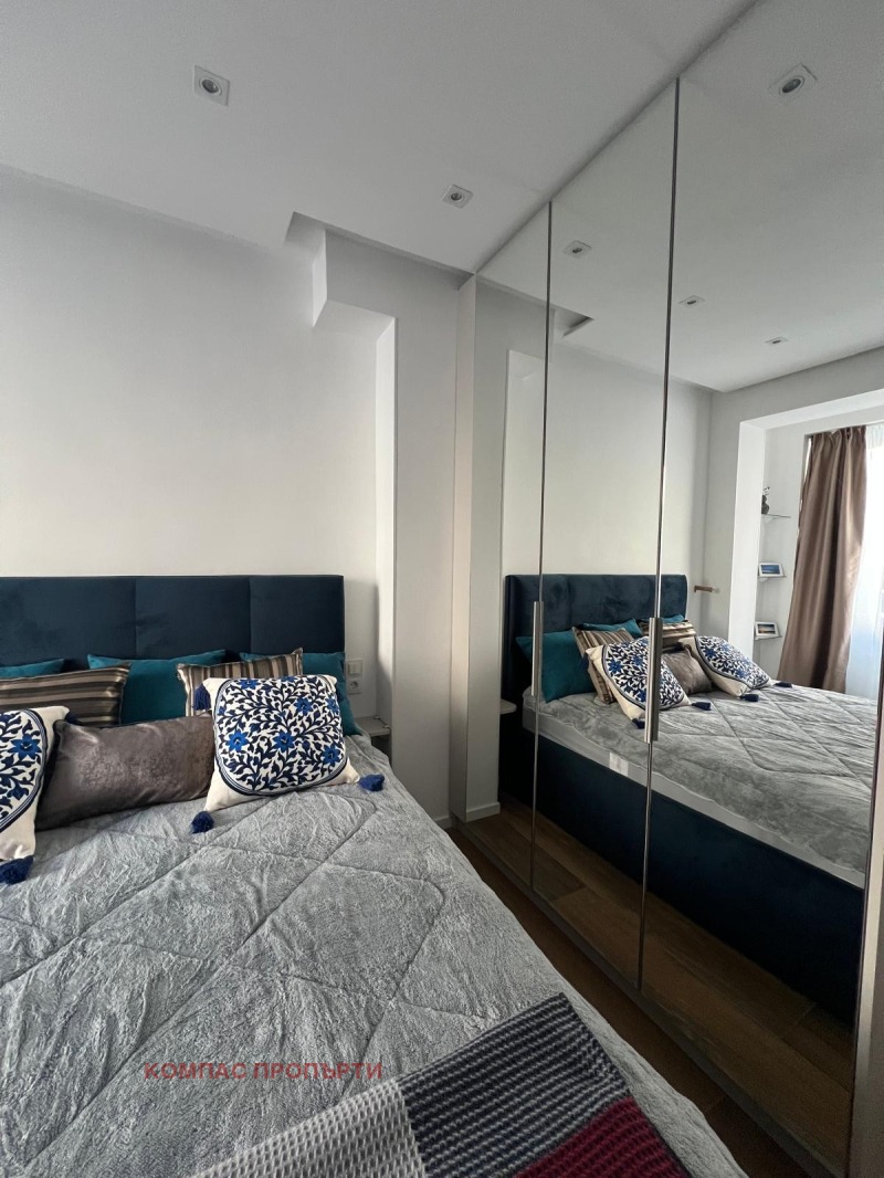 Дава под наем 2-СТАЕН, гр. София, Център