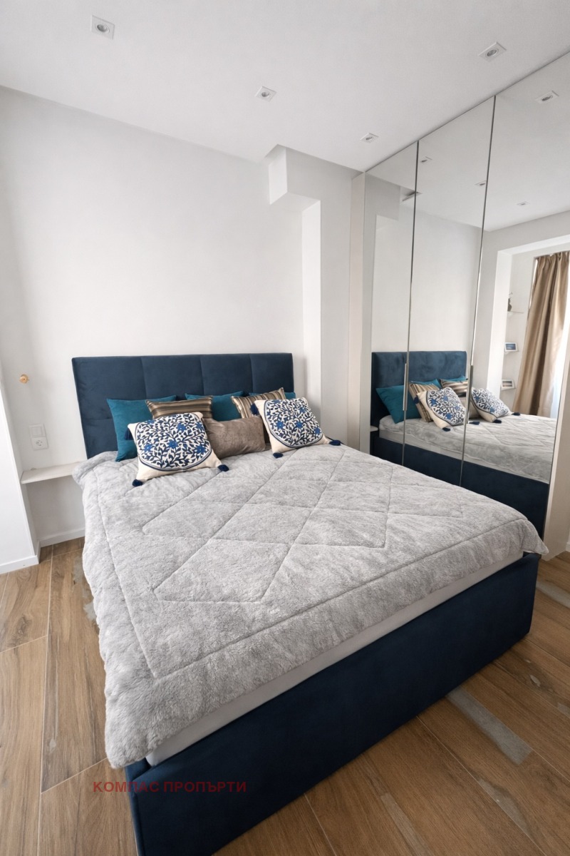 Дава под наем 2-СТАЕН, гр. София, Център, снимка 10 - Апартаменти - 53041477