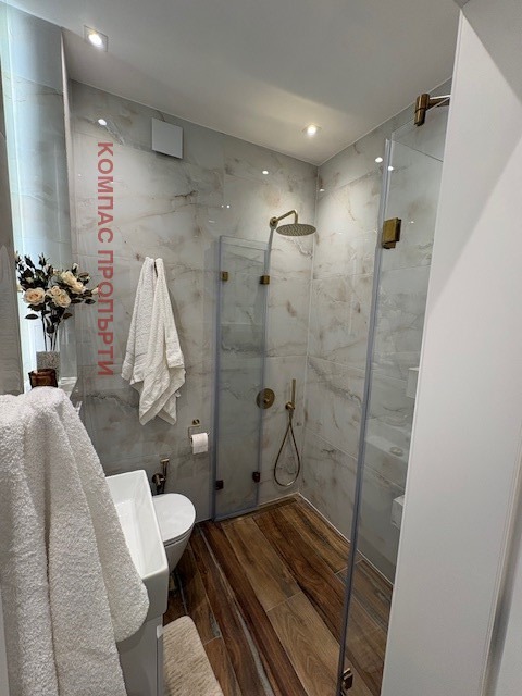 Дава под наем 2-СТАЕН, гр. София, Център, снимка 5 - Апартаменти - 53041477