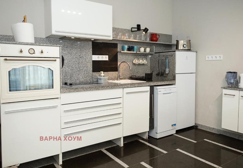 Дава под наем 2-СТАЕН, гр. Варна, к.к. Св.Св. Константин и Елена, снимка 4 - Апартаменти - 53378199