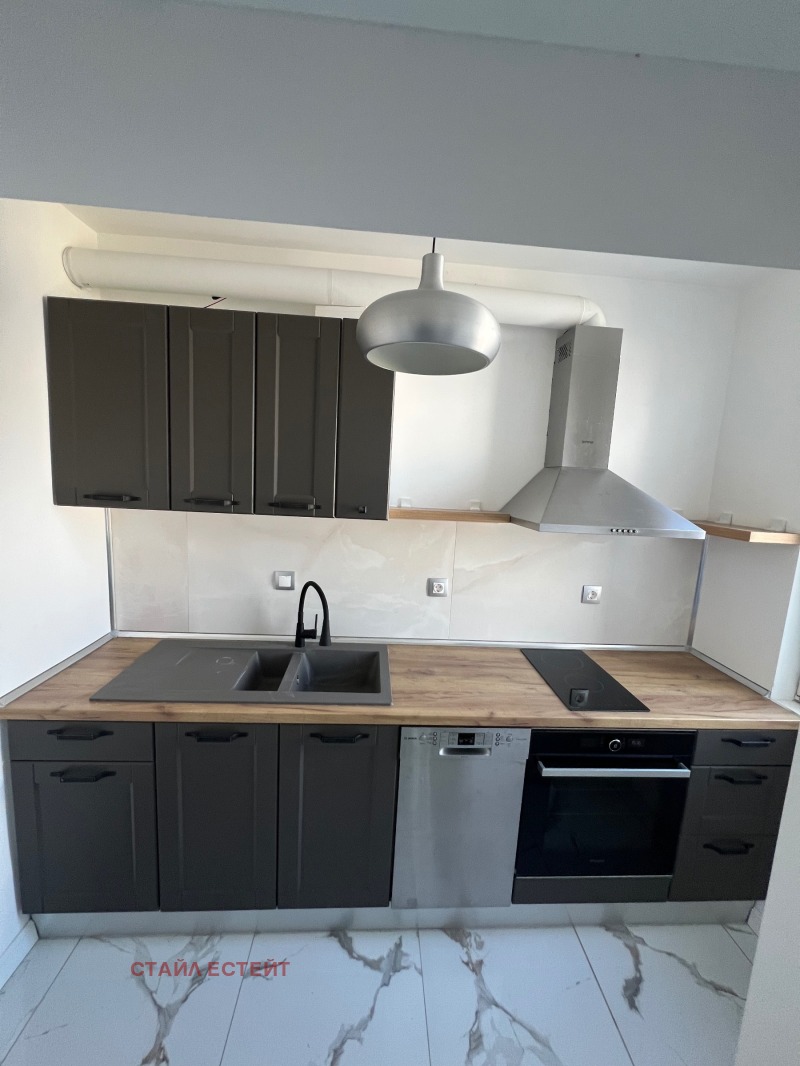 Do wynajęcia  2 sypialnie Sofia , Zona B-5 , 115 mkw | 24177340 - obraz [3]