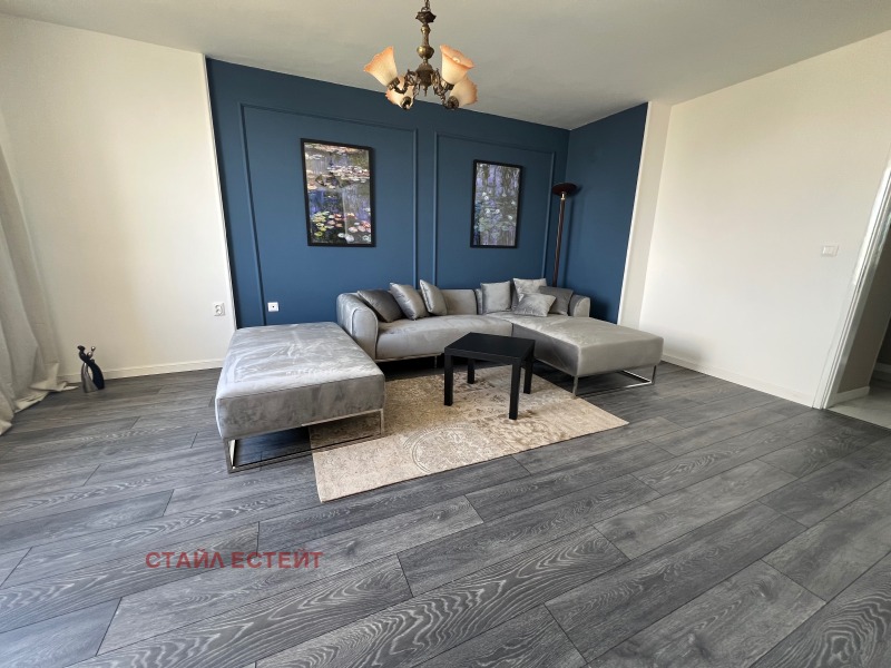 Do wynajęcia  2 sypialnie Sofia , Zona B-5 , 115 mkw | 24177340