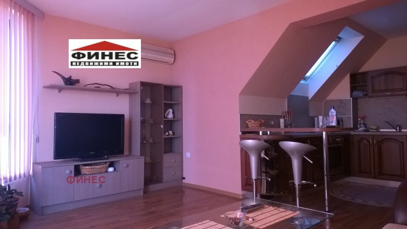 Da affittare  1 camera da letto Plovdiv , Peshtersko shose , 82 mq | 12272370
