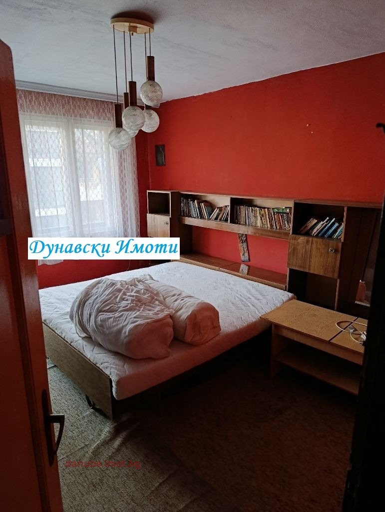 Дава под наем 4-СТАЕН, гр. Русе, Хъшове, снимка 3 - Апартаменти - 54632432