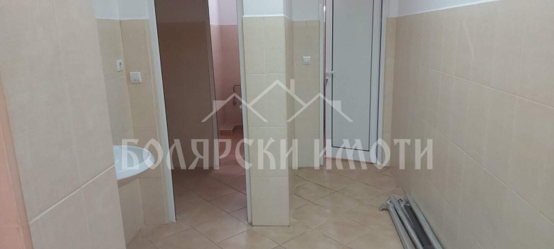 Дава под наем  Büro Weliko Tarnowo , Zentar , 195 кв.м | 50331228 - изображение [8]