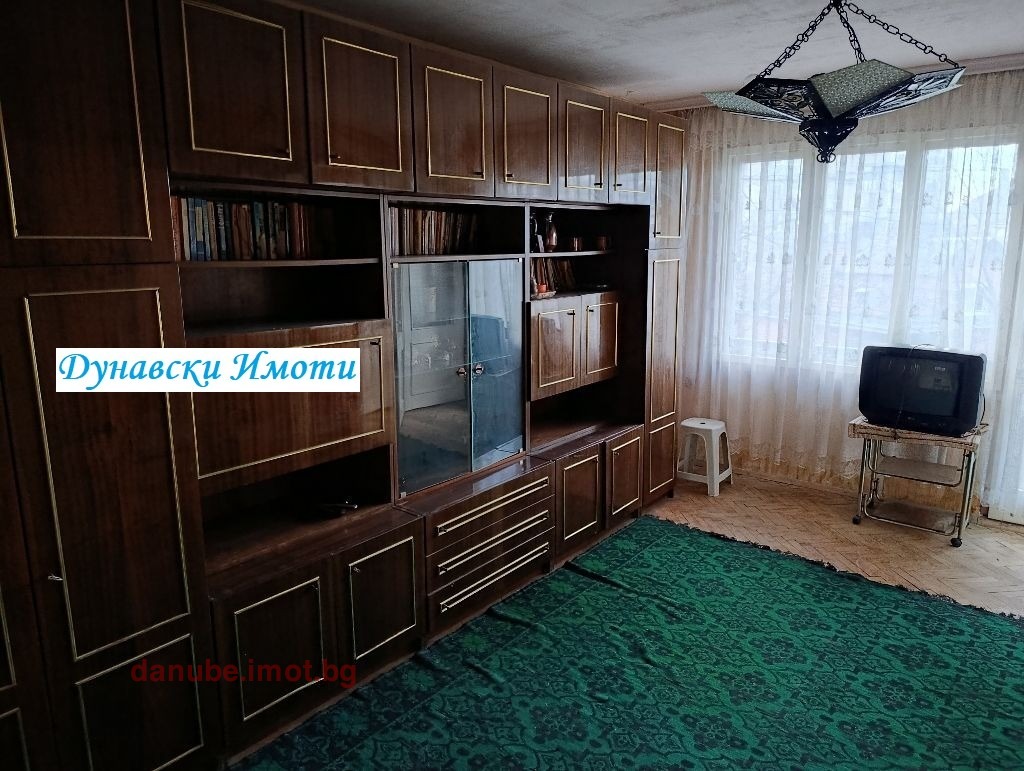 Дава под наем 4-СТАЕН, гр. Русе, Хъшове, снимка 2 - Апартаменти - 54632432
