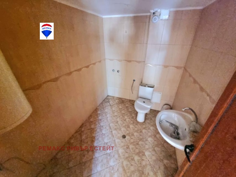 Дава под наем БИЗНЕС ИМОТ, гр. Русе, Средна кула, снимка 9 - Други - 50989355