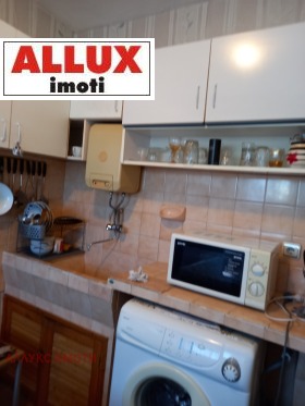 ���� ��� ���� 3-����� | Imot.bg � ����� ������ 9