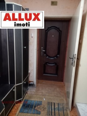 ���� ��� ���� 3-����� | Imot.bg � ����� ������ 10