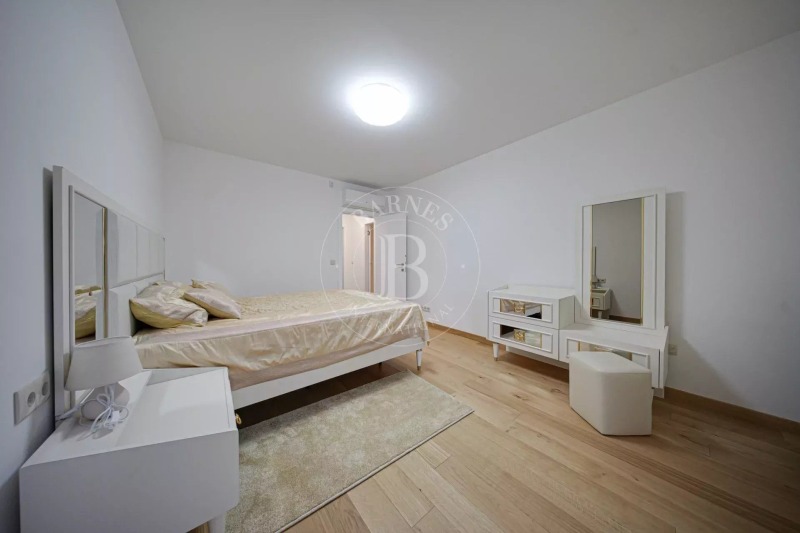 Zu vermieten  2 Schlafzimmer Sofia , Iztok , 119 qm | 15592329 - Bild [12]