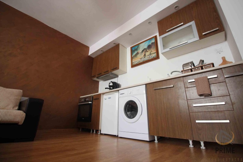 Дава под наем  2-стаен град Бургас , Център , 60 кв.м | 49967172