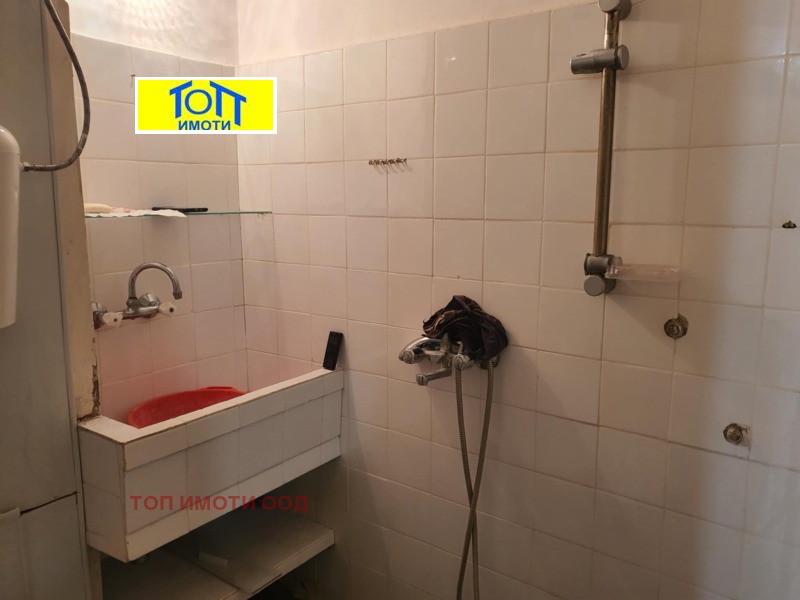 Kiadó  Stúdió Ruse , Vazrazsdane , 40 négyzetméter | 64760306 - kép [5]