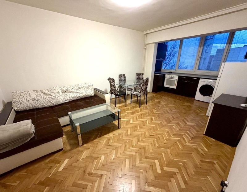 Дава под наем 2-СТАЕН, гр. София, Света Троица