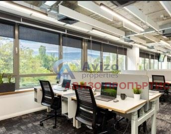 Kiadó  Hivatal Sofia , Mladost 1 , 375 négyzetméter | 55130806